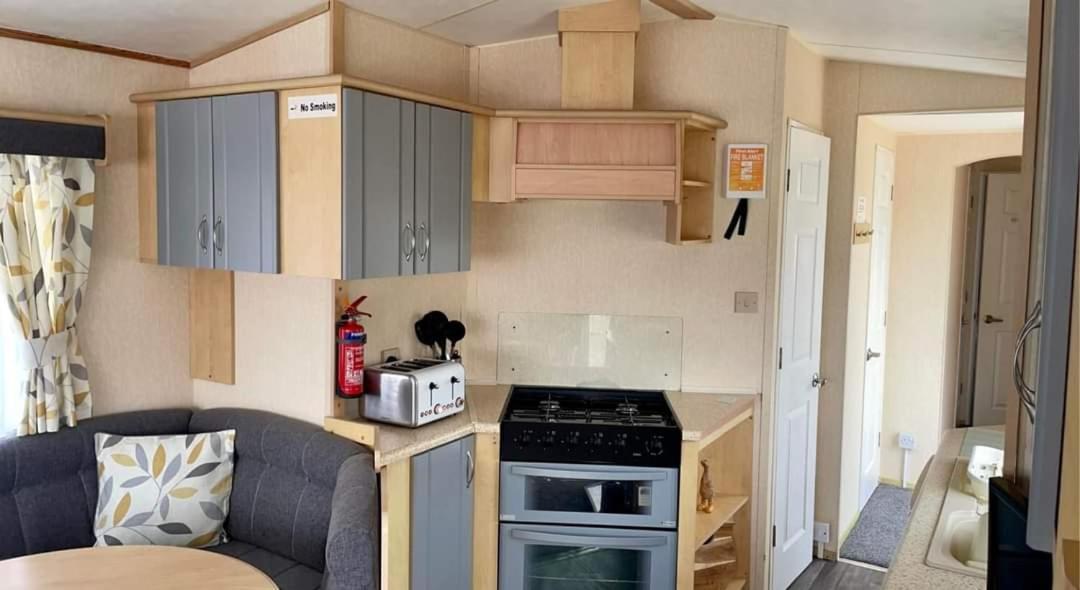 Dees Caravan Lettings Kingfisher Elm 453 インゴールドメルズ エクステリア 写真